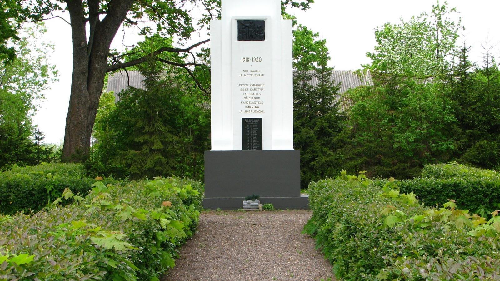 Vabadussõja mälestusmärk Kärstnas (Alar Karu).