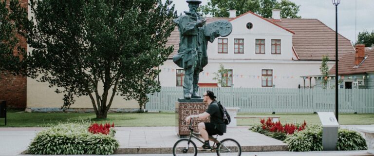 Monument to Johann Köler (Silver Tõnisson).