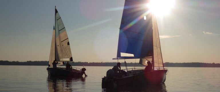 Sailboat rental on Lake Võrtsjärv (Johan Rannast).