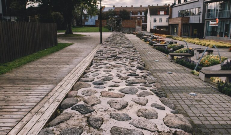 Viljandi viduslaiku pilsētas mūris (Viljandi Turismiinfokeskus).