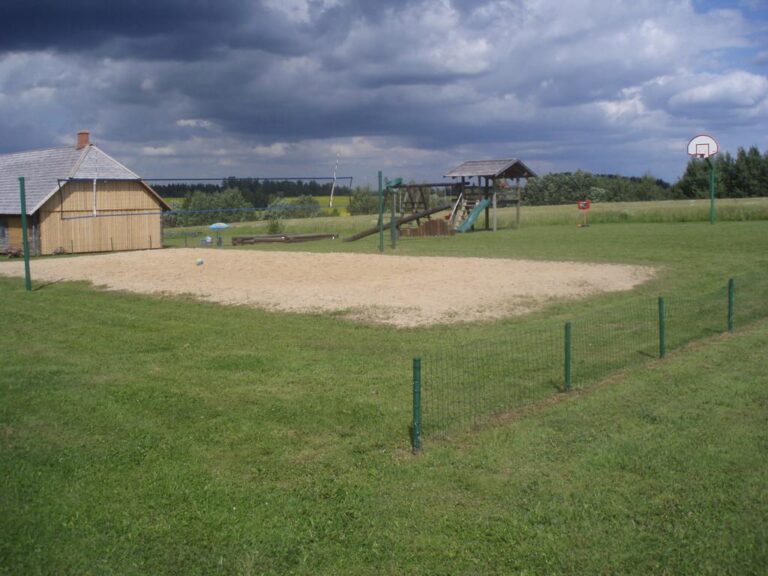 Pärna Holiday Village (Pärna puhkeküla).