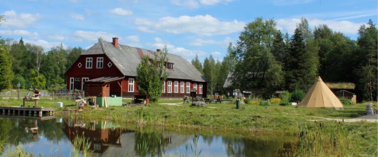 Lehrzentrum der Naturschule von Tipu (Tipu looduskool).