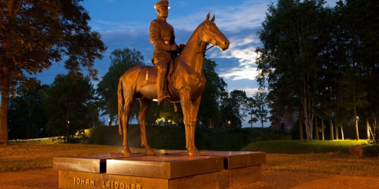 Reiterdenkmal des Generals Johan Laidoner (Jaan Männik).