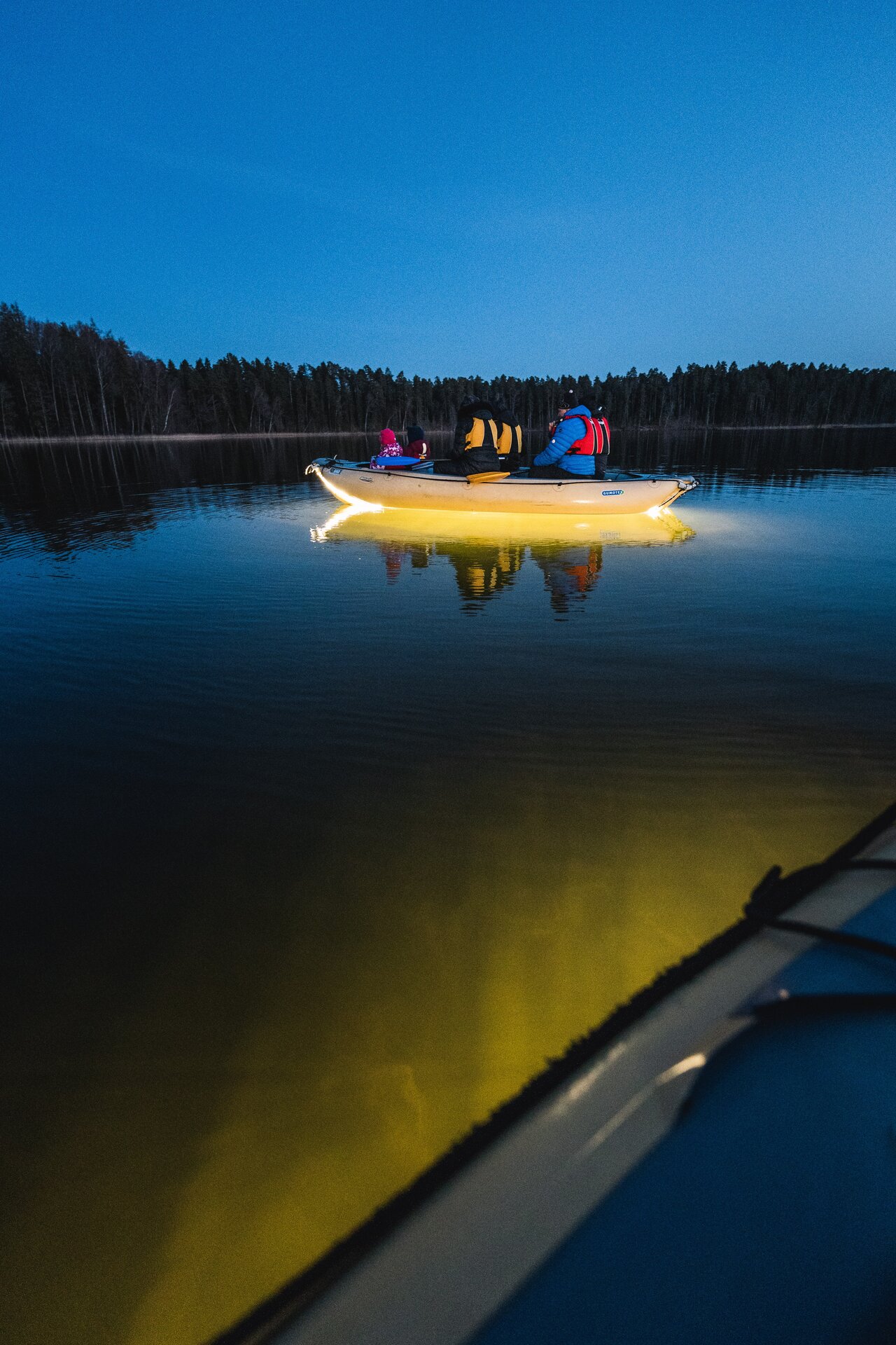 Valguspaadimatk Koorküla Valgjärvel (Priidu Saart).