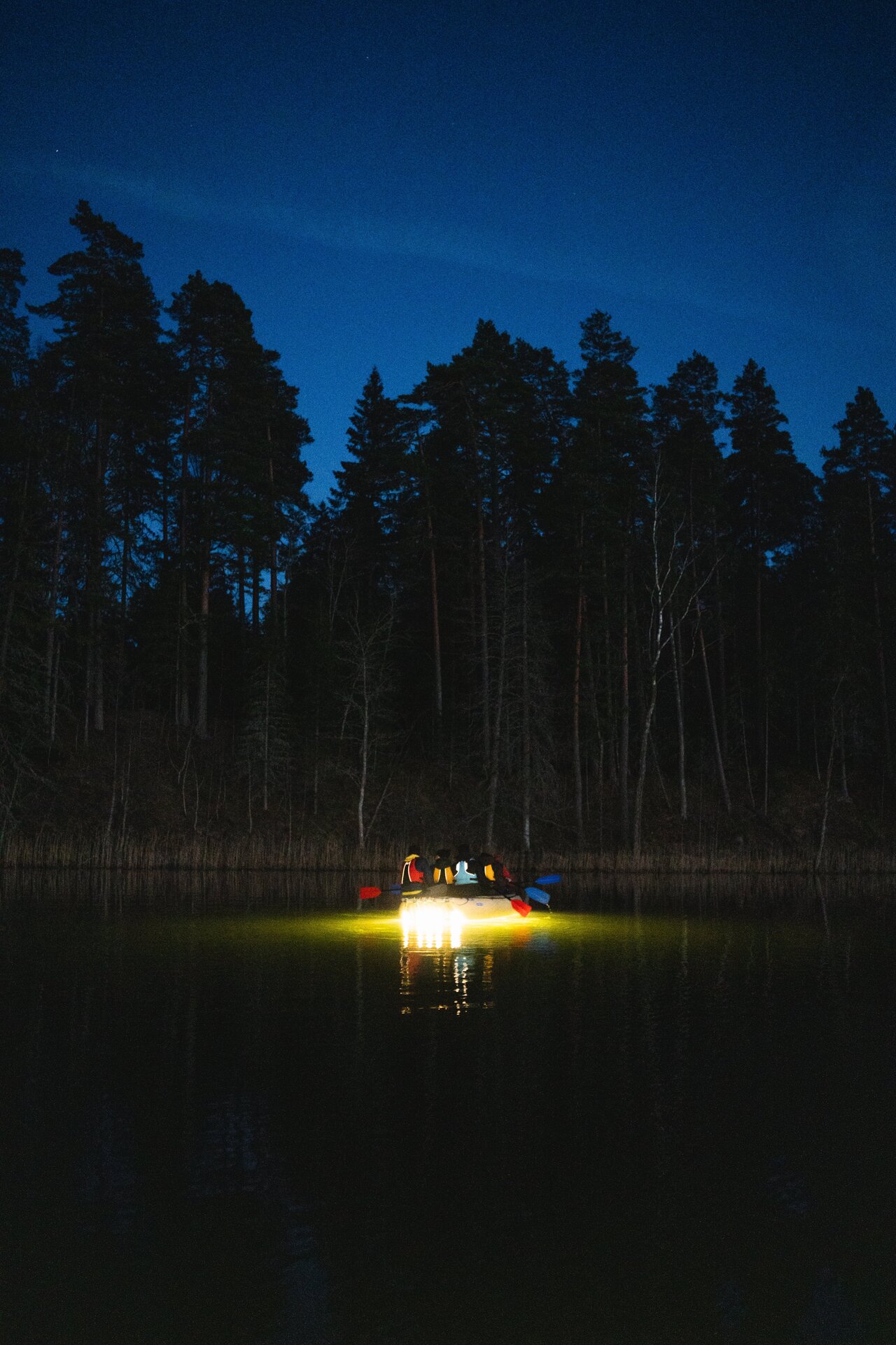 Valguspaadimatk Koorküla Valgjärvel (Priidu Saart).