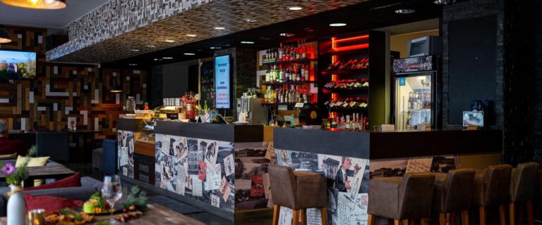 City Lokaal Cafe (Kristjan Kivistik).