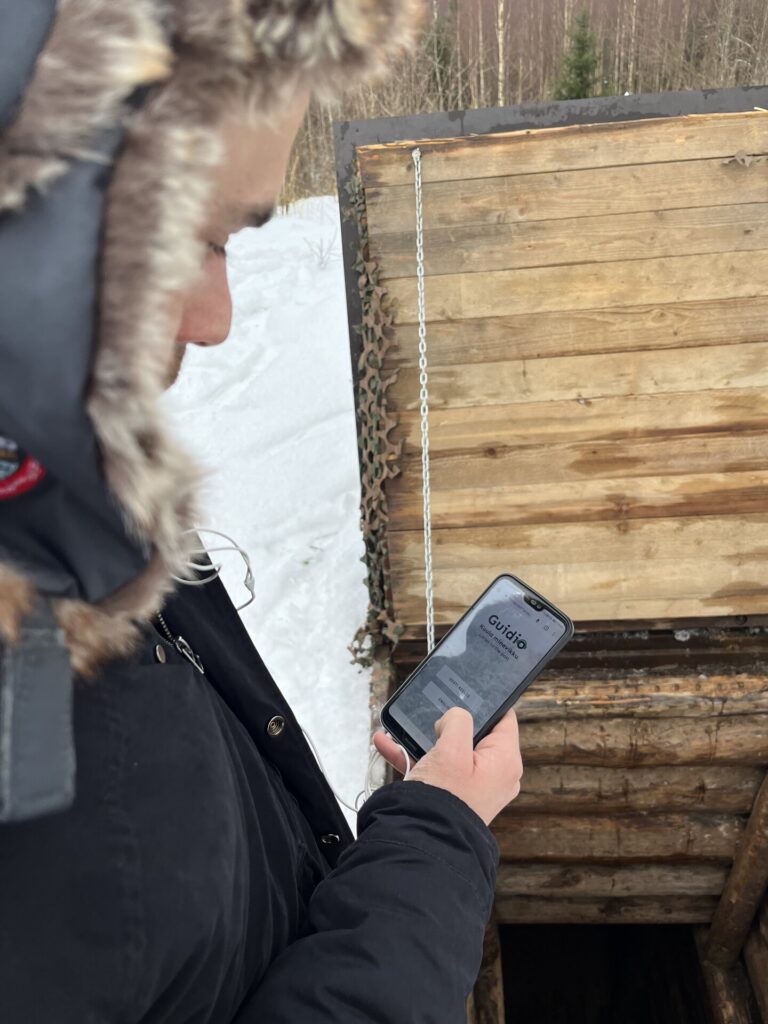 Helilavastus "Metsavendade radadel" Viljandimaal Ennuksemäel (Siim Kartau).