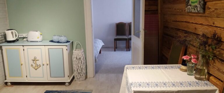 Apartment Paadimehe in Viljandi, Kochnische (Monika Teesalu).