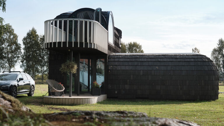 Oiu Harbour Igloo Cabin (Oiu sadam).