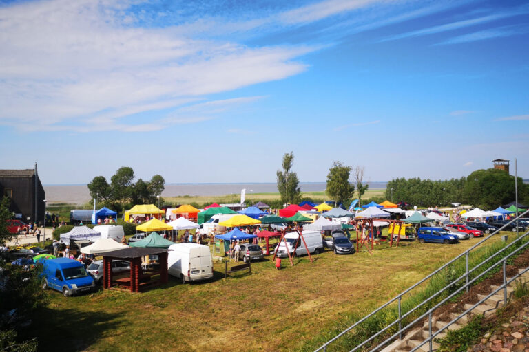 Võrtsjärve kala- ja käsitöölaat (Teevi Pihlak).