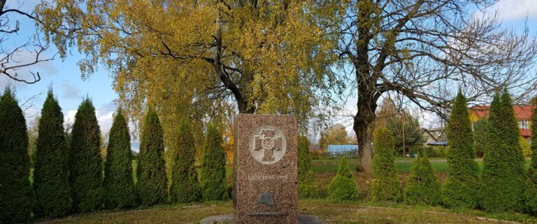 Vabadussammas Paistus (Viljandi Turismiinfokeskus).